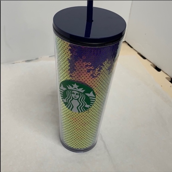 Starbucks Holiday 2020 delightfully Iridescent - Picture 1 of 9